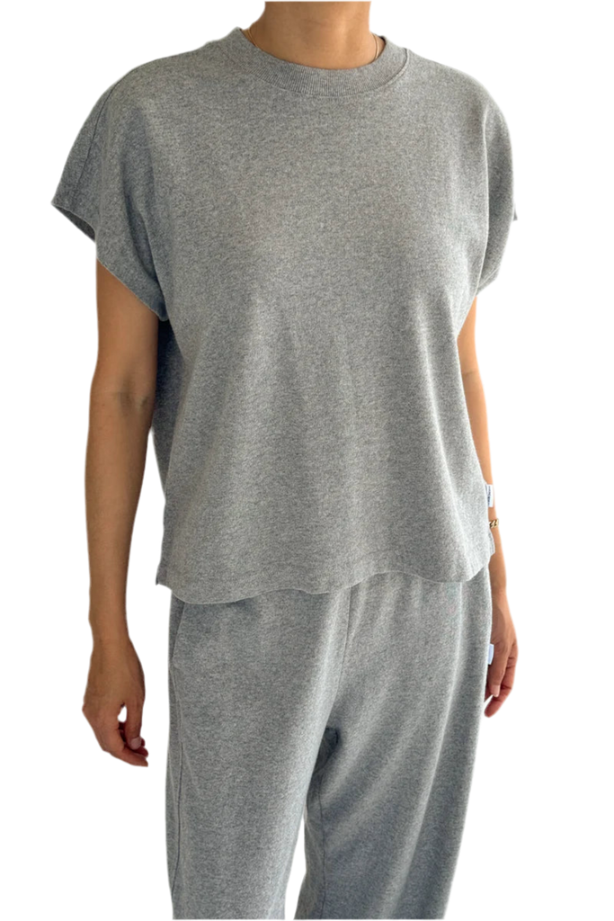 Jeanne Tee in heather grey