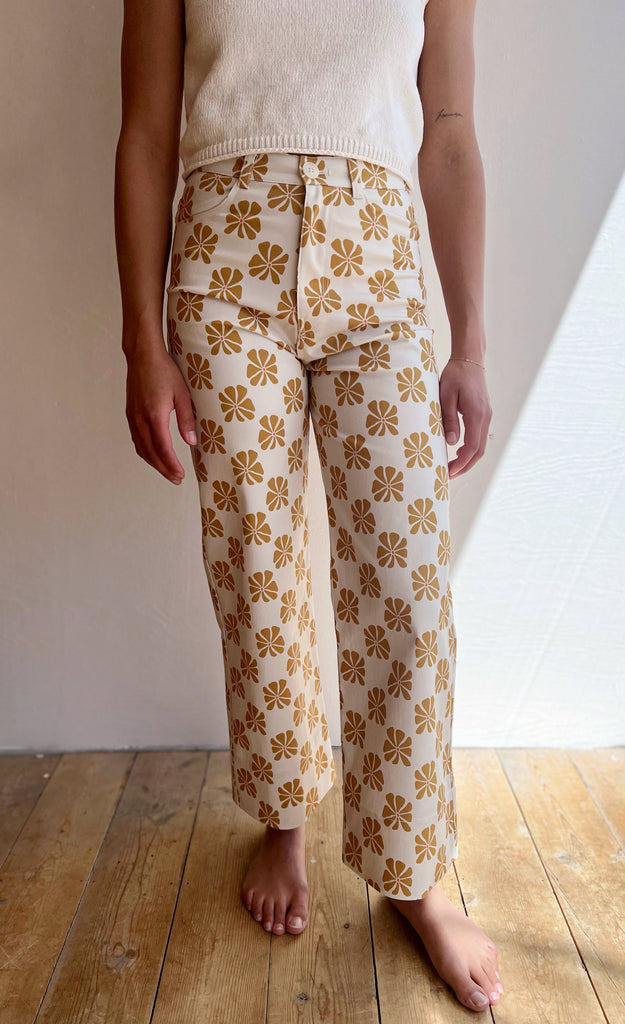 Everyday Pant in Daisy Check