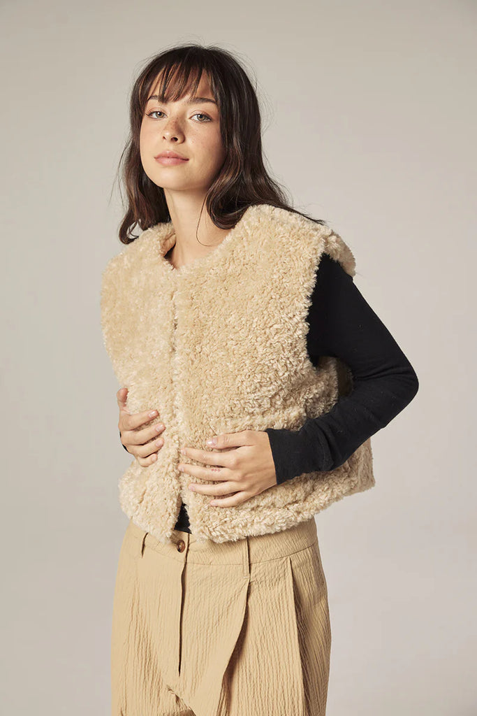 Reversible fur Milena vest