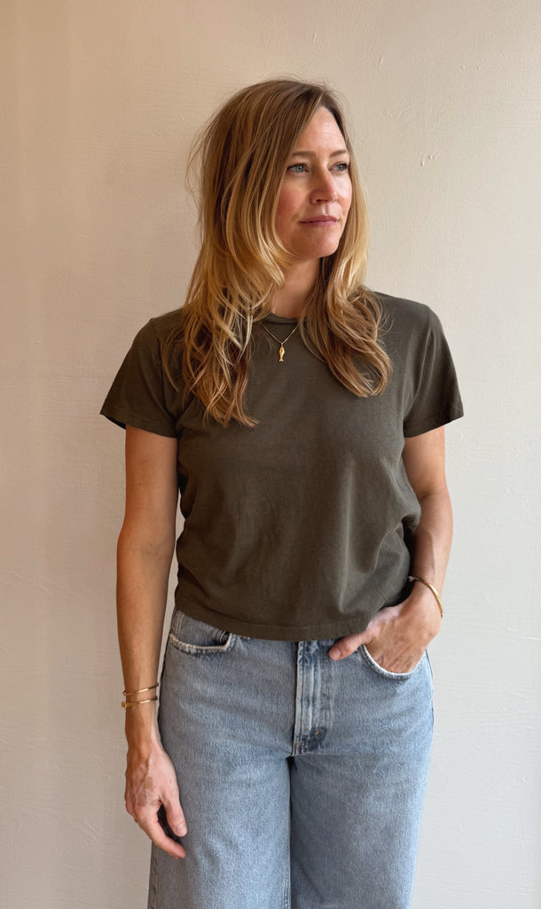 Ojai Cropped Tee in Olive Green