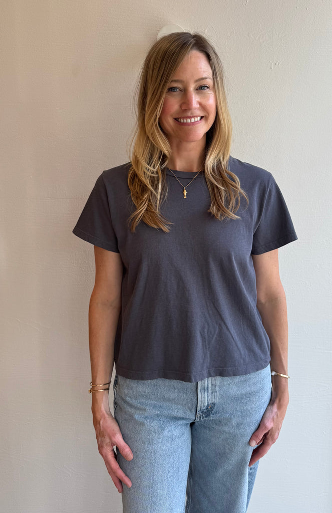 Ojai Cropped Tee in Diesel Grey
