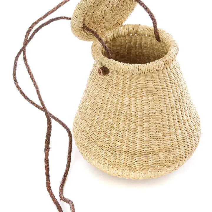 Rambling Lidded Basket Purse