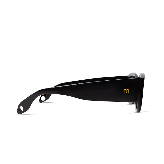 Jeannie in Gloss Black w Black Lens