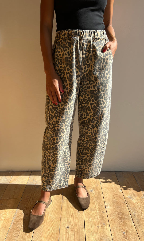 Arc Pants in leopard