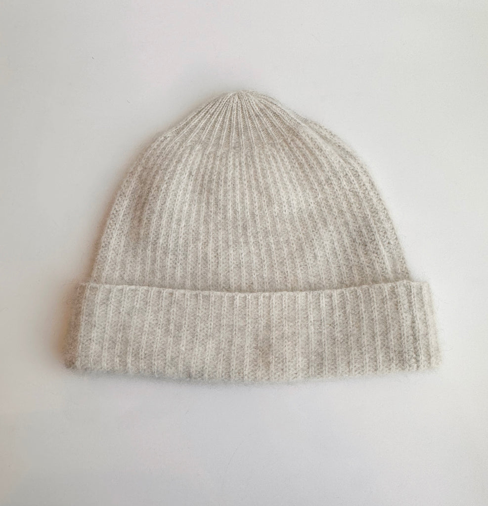 Light Grey racoon wool beanie