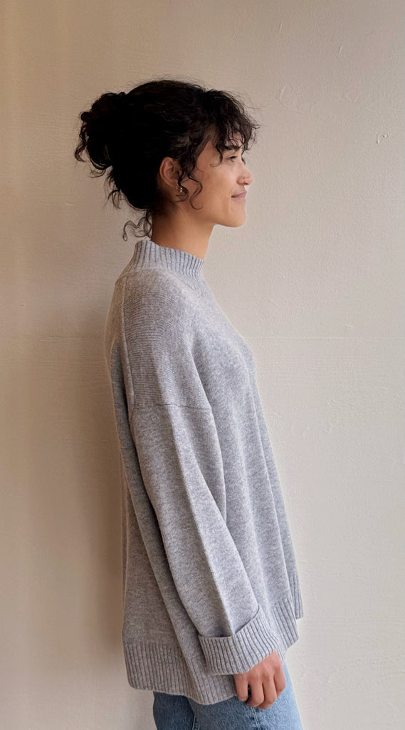 Grey QUINN cashmere turtleneck