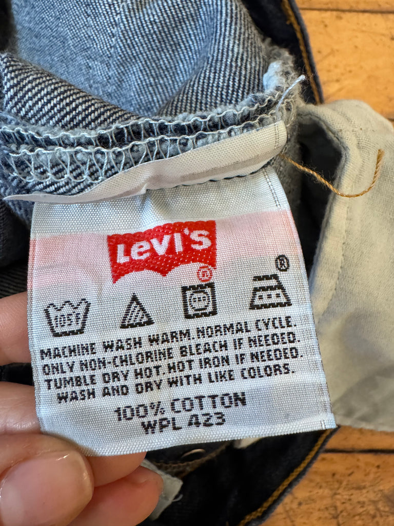 VINTAGE Levis 501's- 30