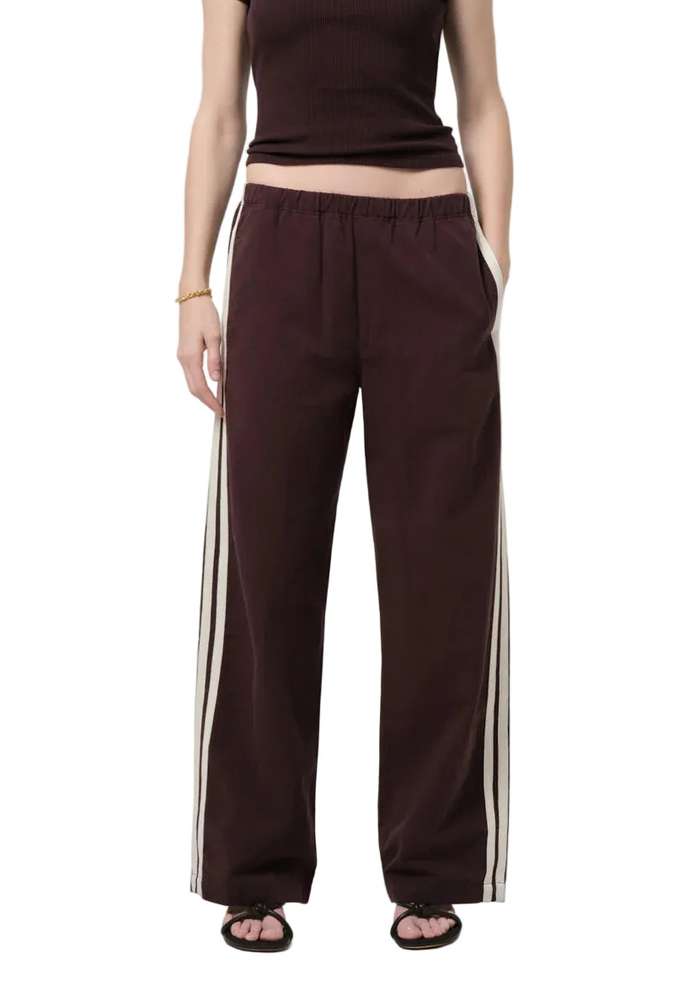 Aurora Track Pant In Chocolate