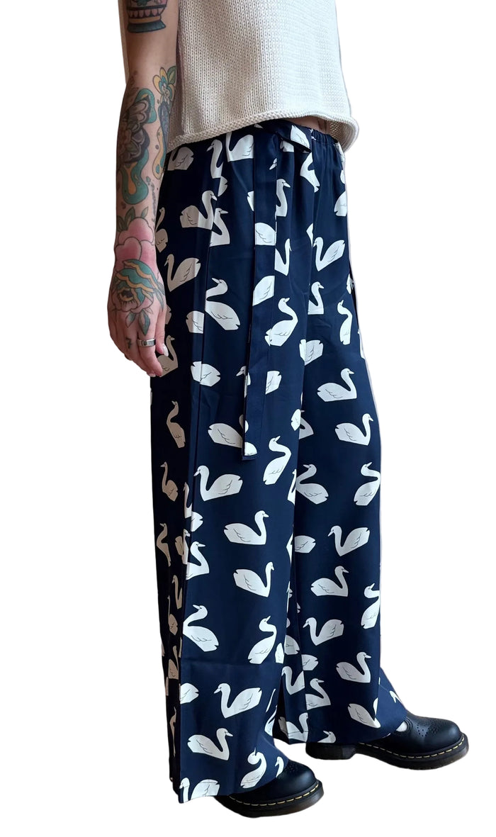 Swan Trousers in navy