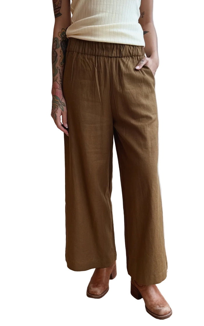 Pull on Pocket Pant in Gothic Olive Linen