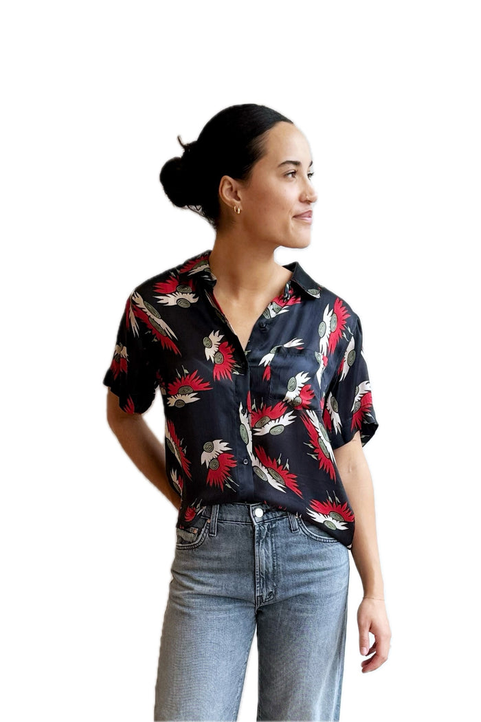 The Country top in navy birds of paradise print