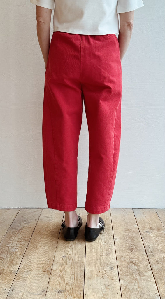 Arc Pants in Red