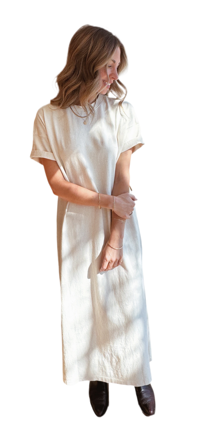 Her Dress in Naturel