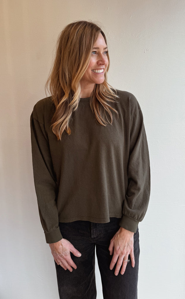 Lorel Cropped Long Sleeve Tee in Olive Green