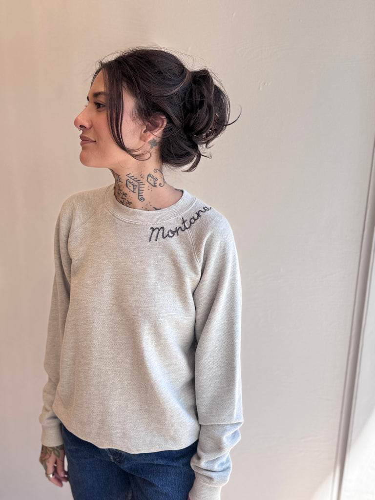 Heather grey embroidered Montana Sweatshirt - dark grey thread