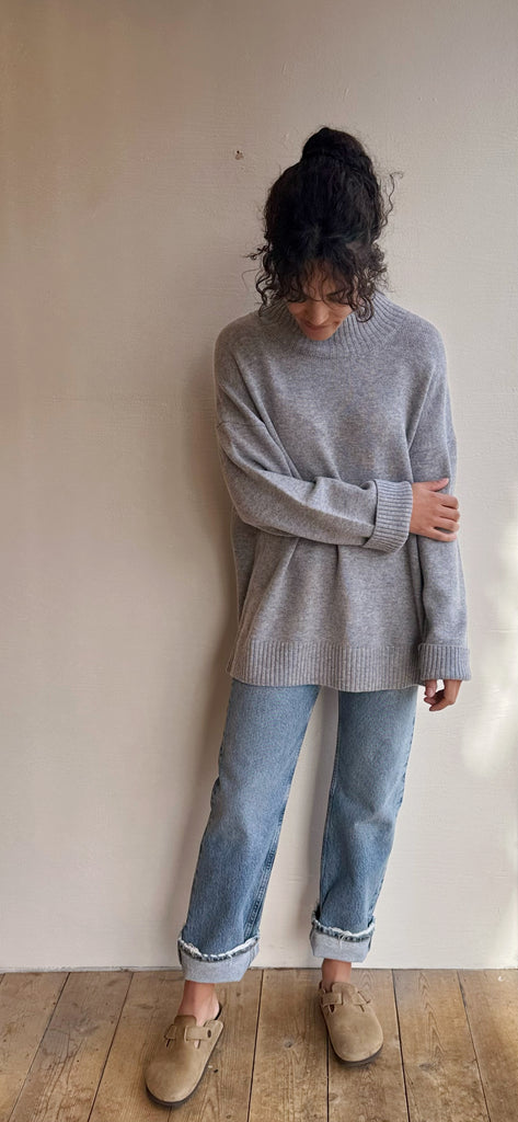 Grey QUINN cashmere turtleneck