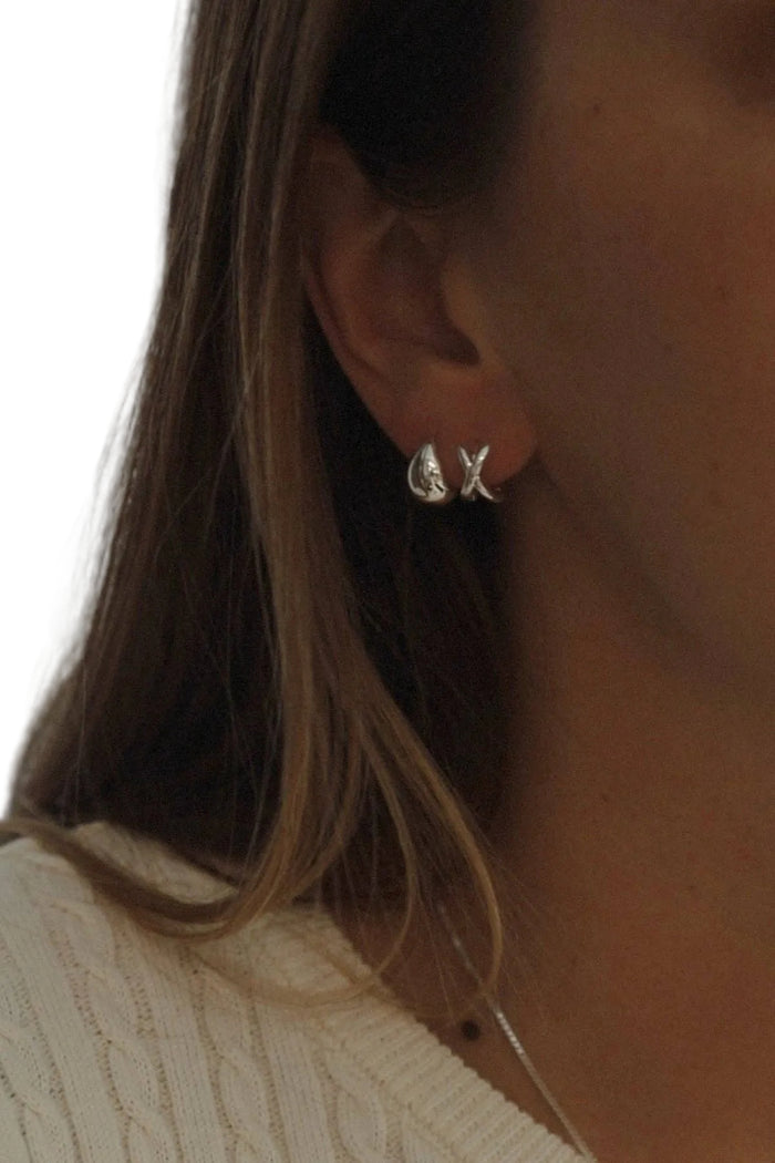 DOME EARRINGS- SILVER