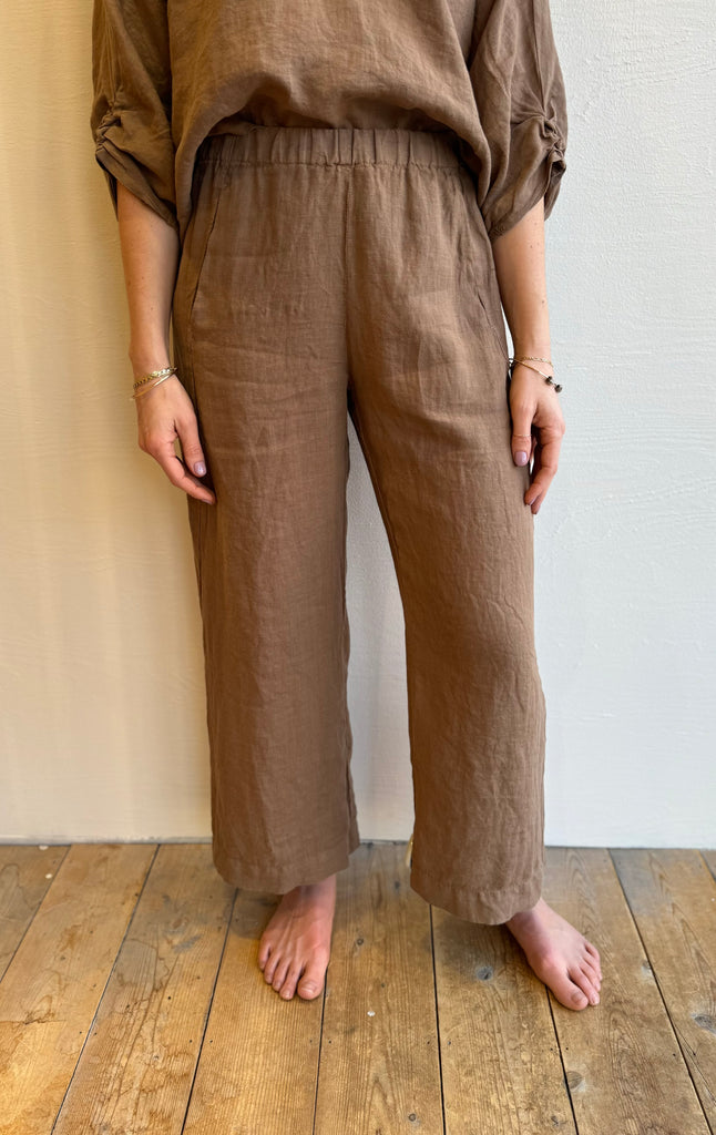 Linen ISABEL tie-strap jumpsuit in bark