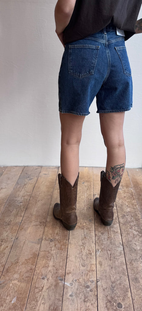 Dame short in Enamour