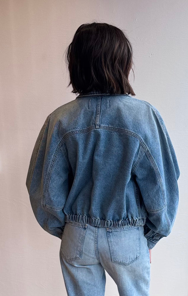 Dixon Cocoon Bomber in Outbreak