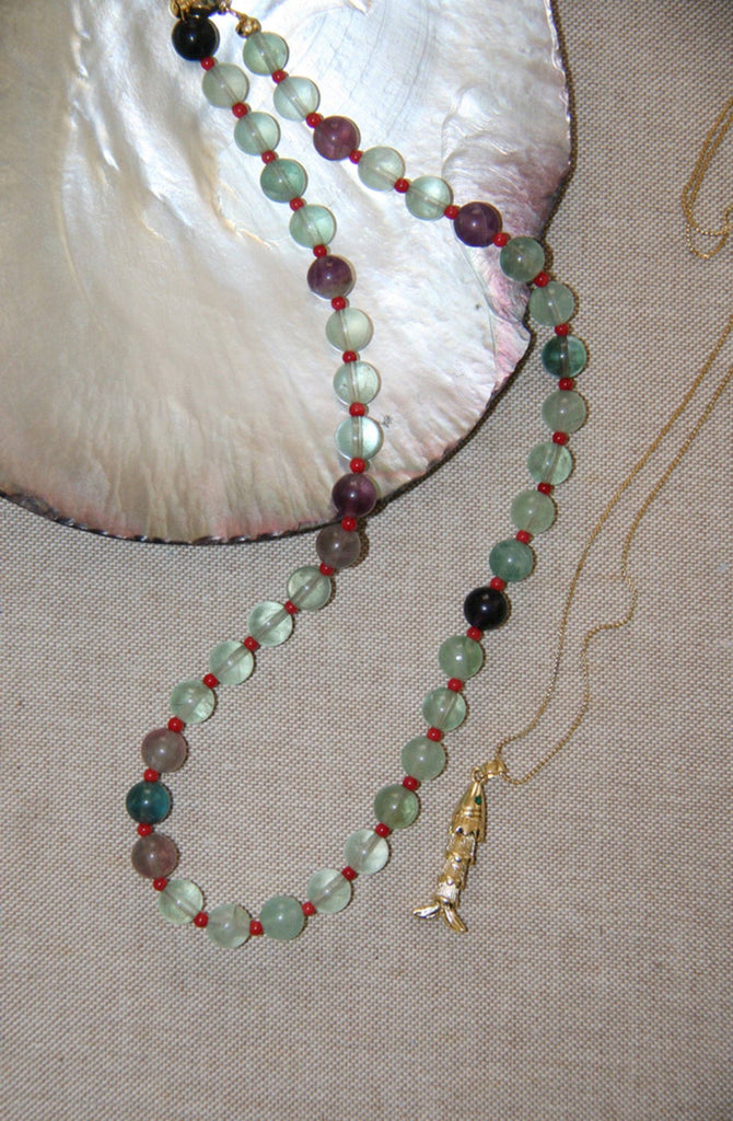 RHAE gemstone necklace