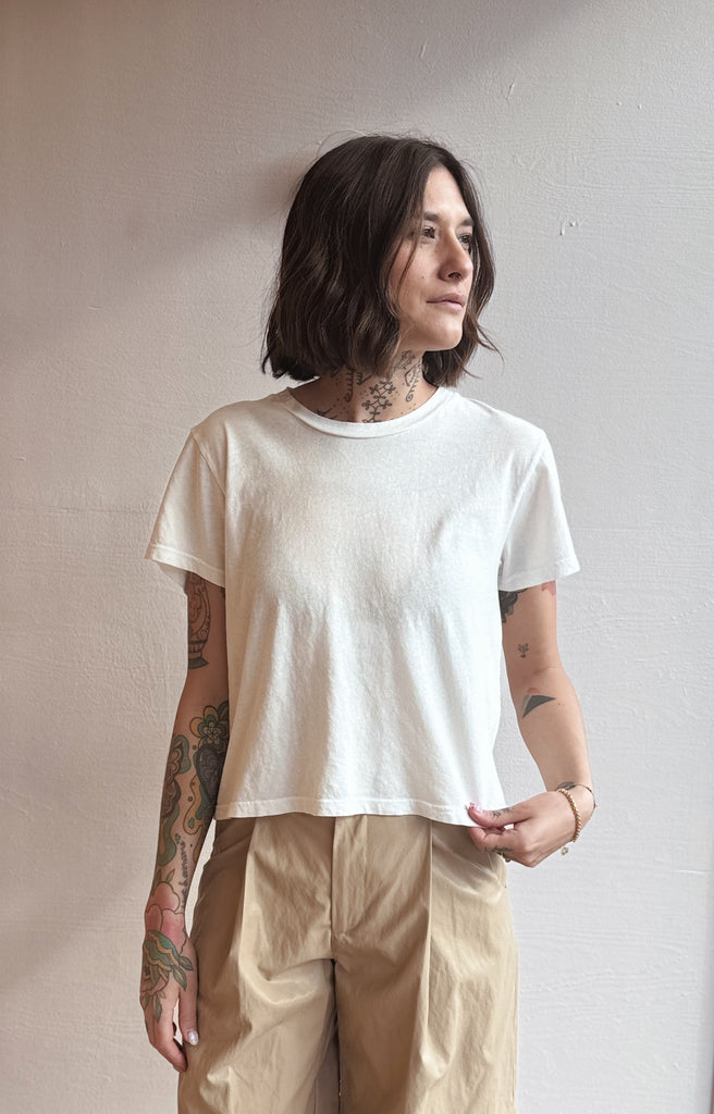Ojai Cropped Tee in Washed White