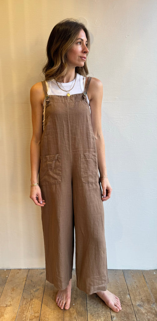 Linen ISABEL tie-strap jumpsuit in bark