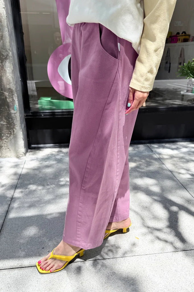 Arc Pants in Dusty Lilac