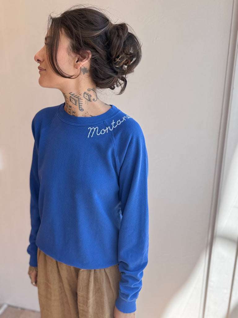 Blue embroidered Montana Sweatshirt - light blue thread