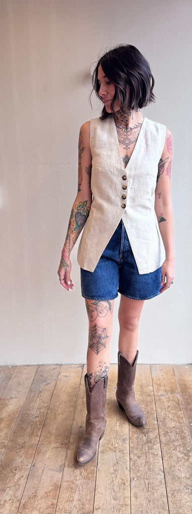 The Longline Vest in natural