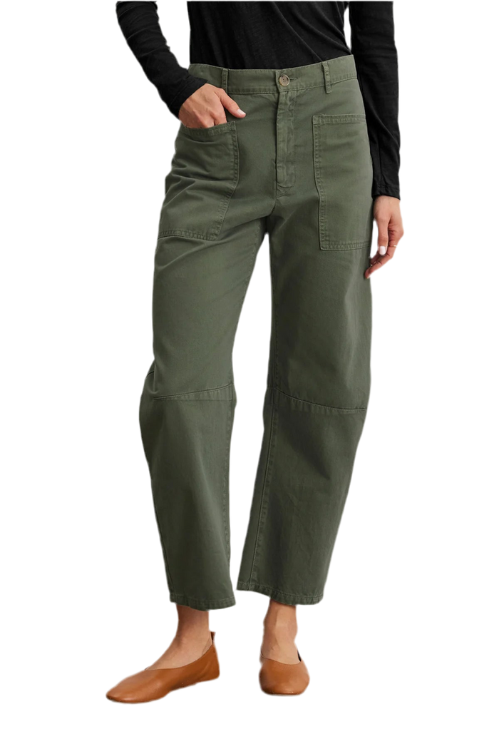 Brylie Curved Knee Pant in Cypress