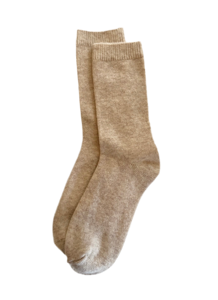 Cashmere CLOUD socks in oatmeal