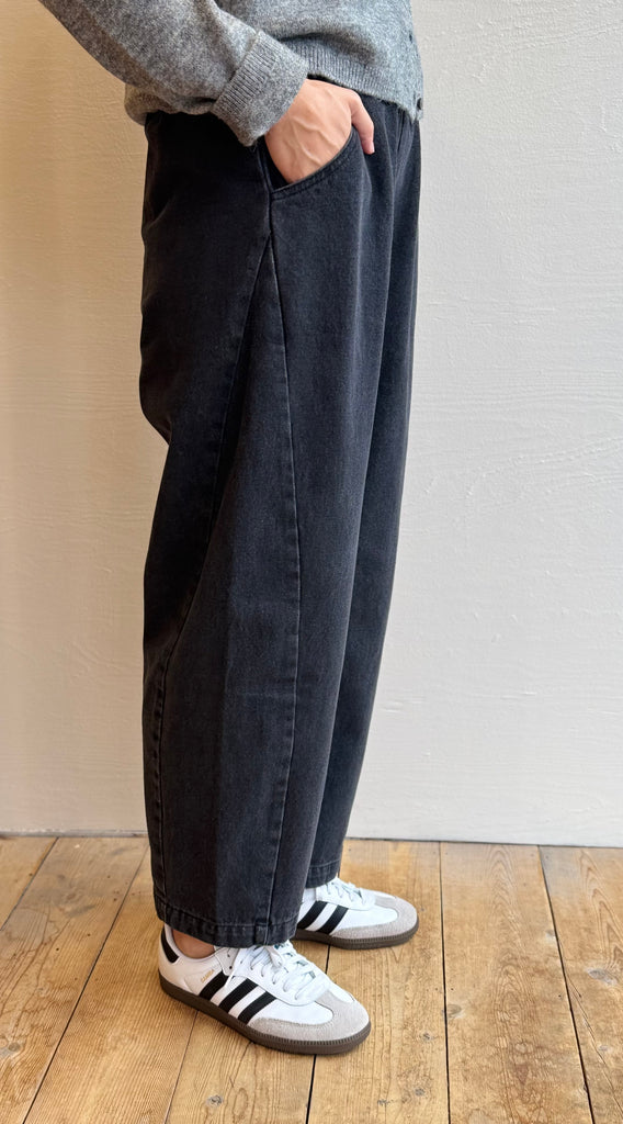 Arc Pants in washed black