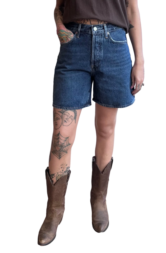 Dame short in Enamour