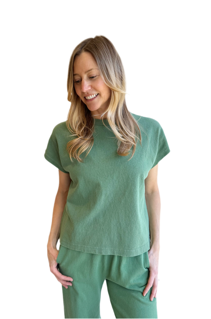 Jeanne Tee in Basil