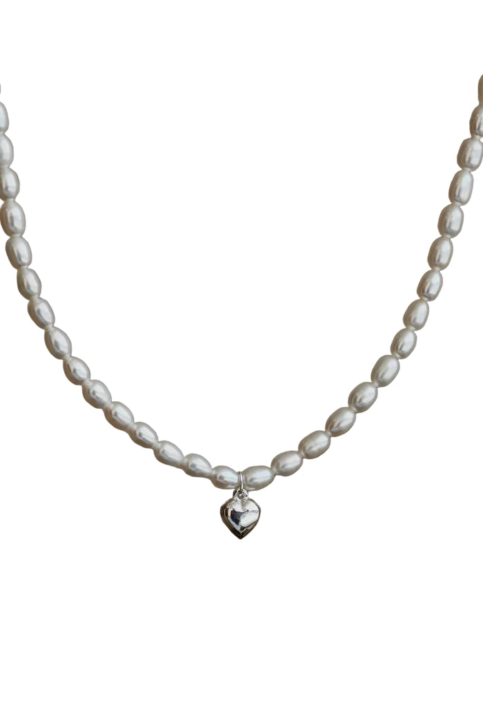 Luma Pearl Necklace