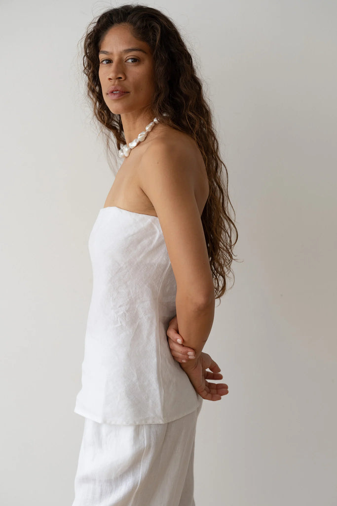 The linen tube top in white
