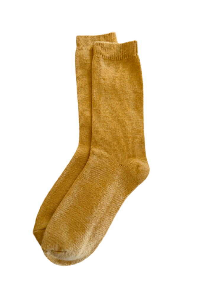 Cashmere CLOUD socks in butter
