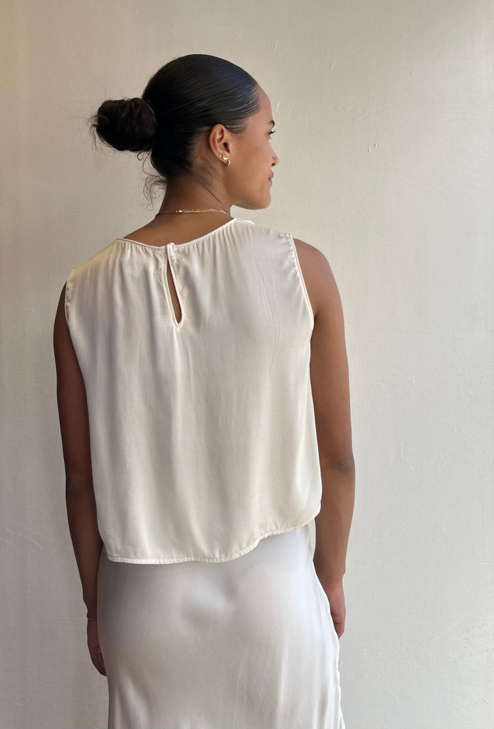 Bonny silky sleeveless top in cream