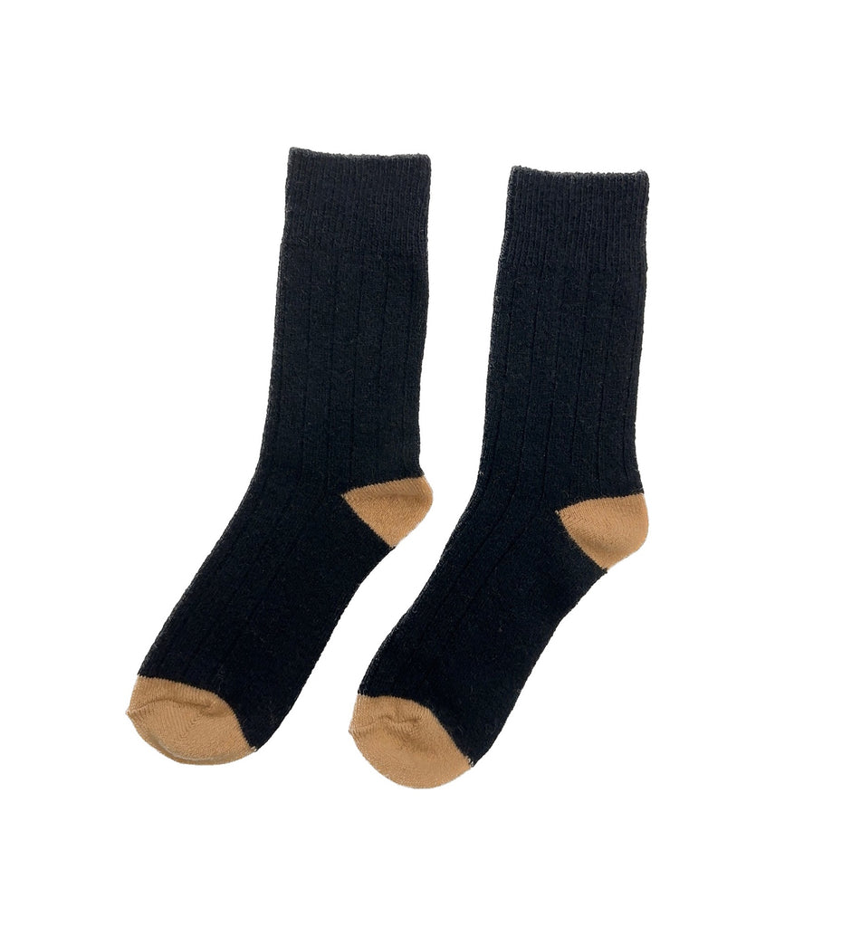 Classic Cashmere Socks in Black