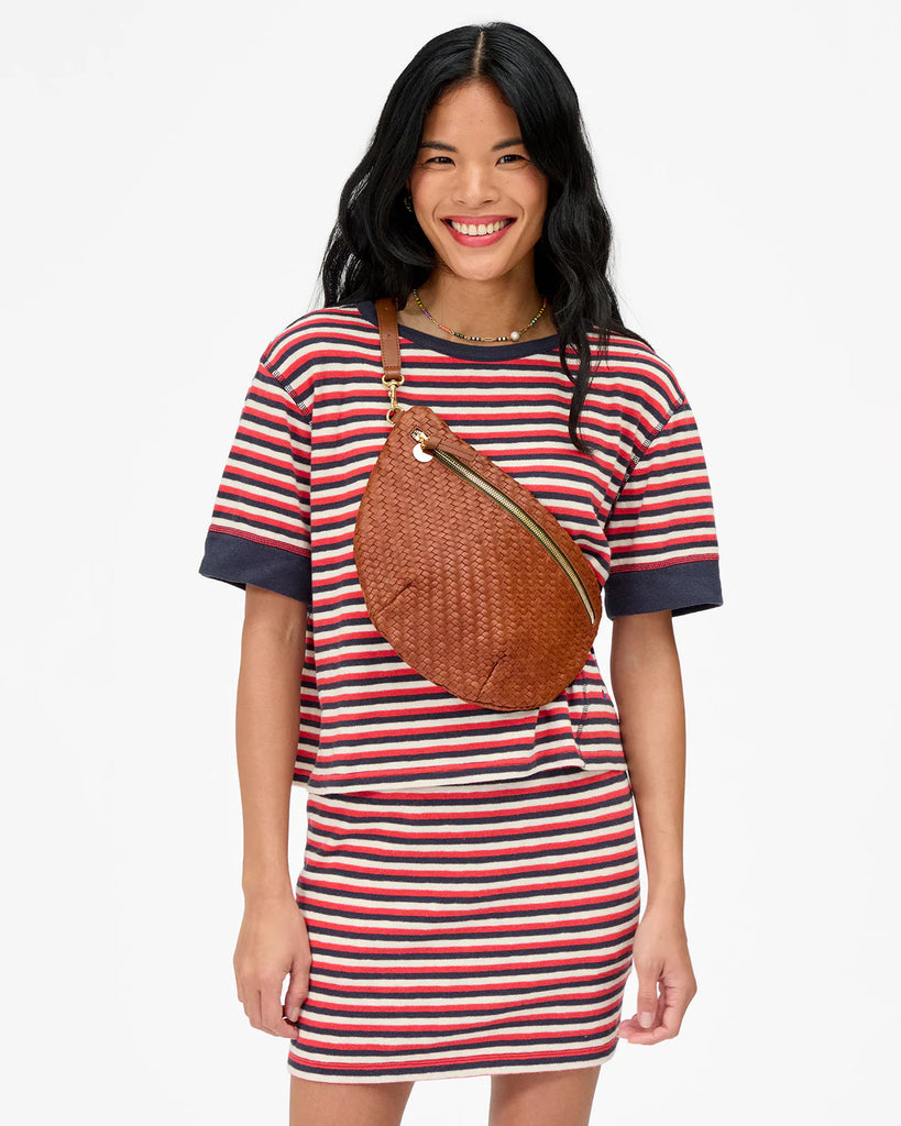 Grande Fanny in woven zig zag hazelnut