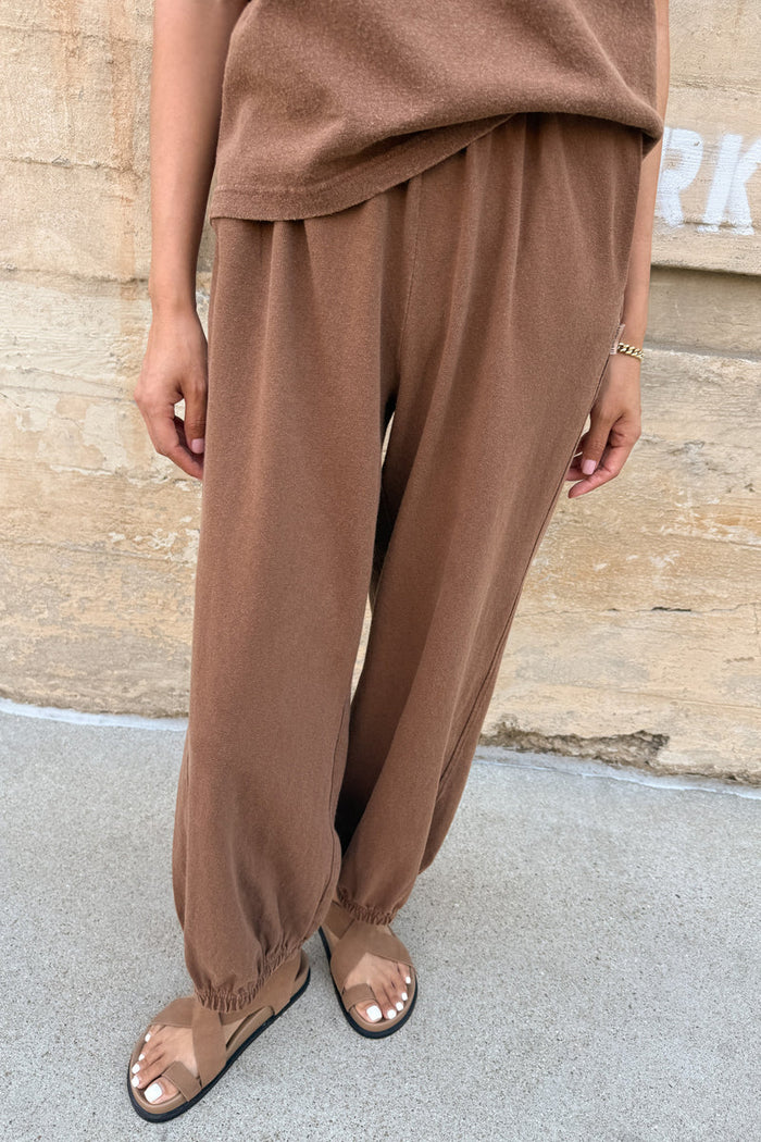 Balloon Pants in mud
