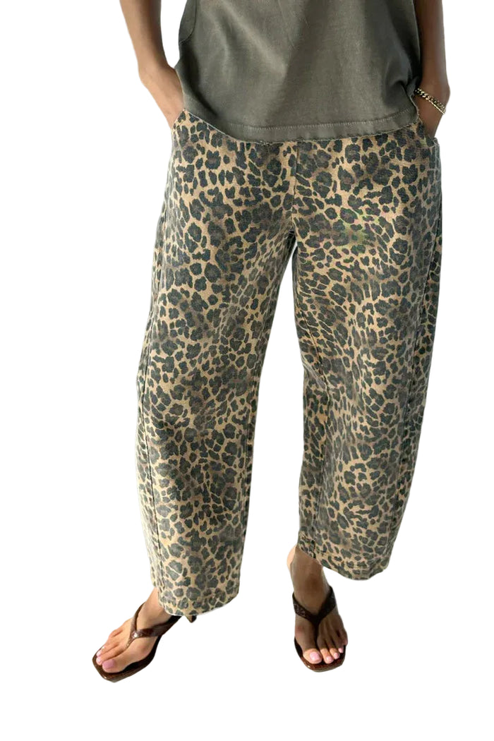 Arc Pants in leopard