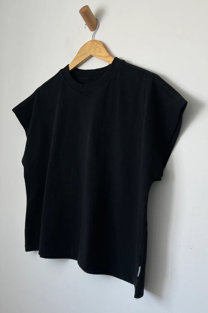Jeanne Tee in black