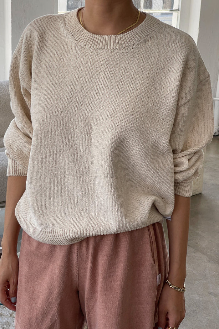 The Milo cotton sweater in naturel