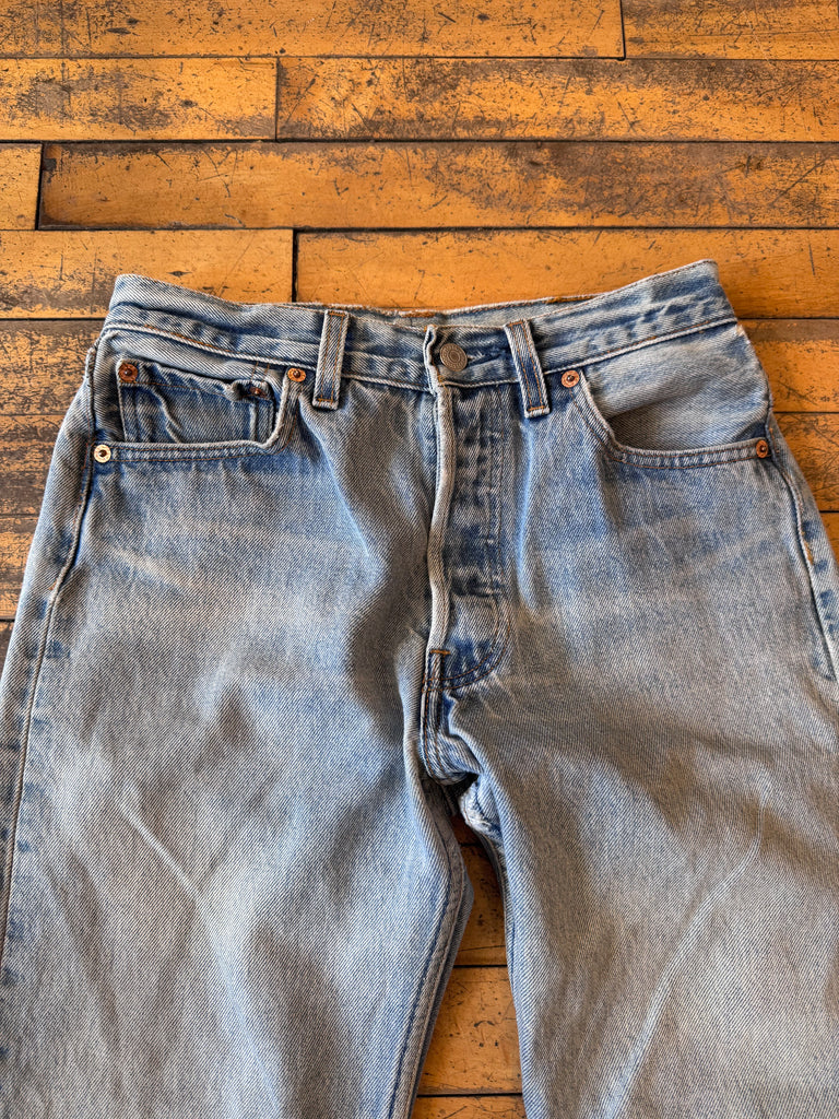 VINTAGE Levis 501's- 28