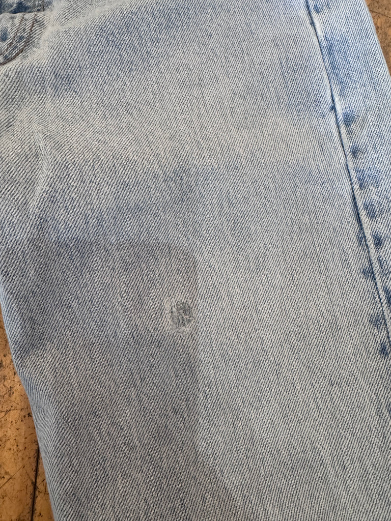 VINTAGE Levis 501's- 26