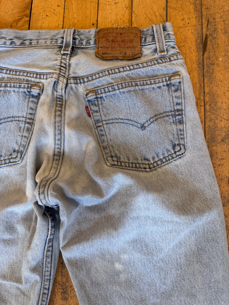 VINTAGE Levis 501's- 26