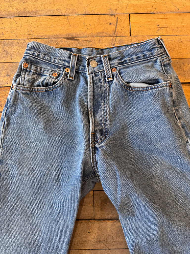 VINTAGE Levis 501's- 23/24