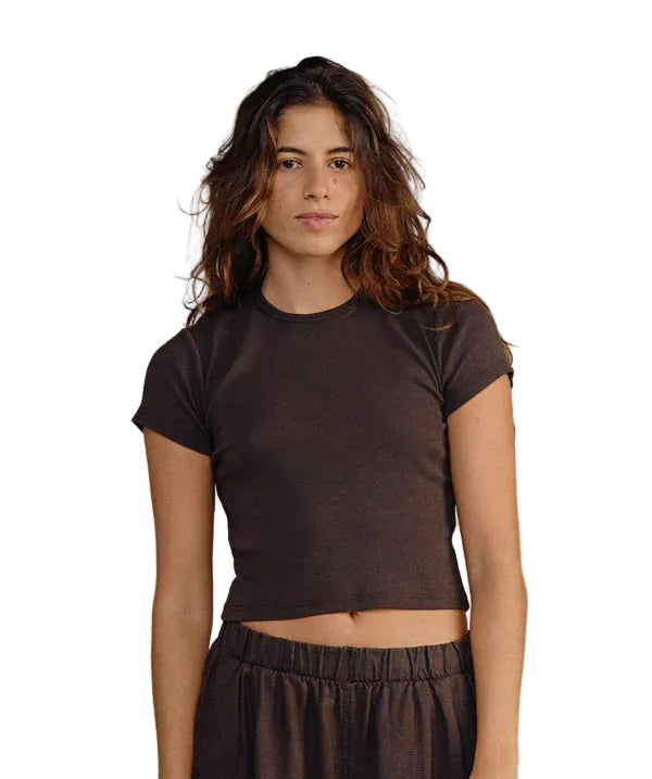 Isola Tee in Coffee Bean